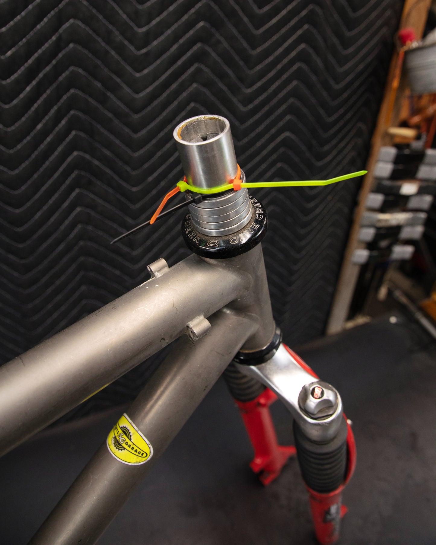 Diamondback DBR Titanium