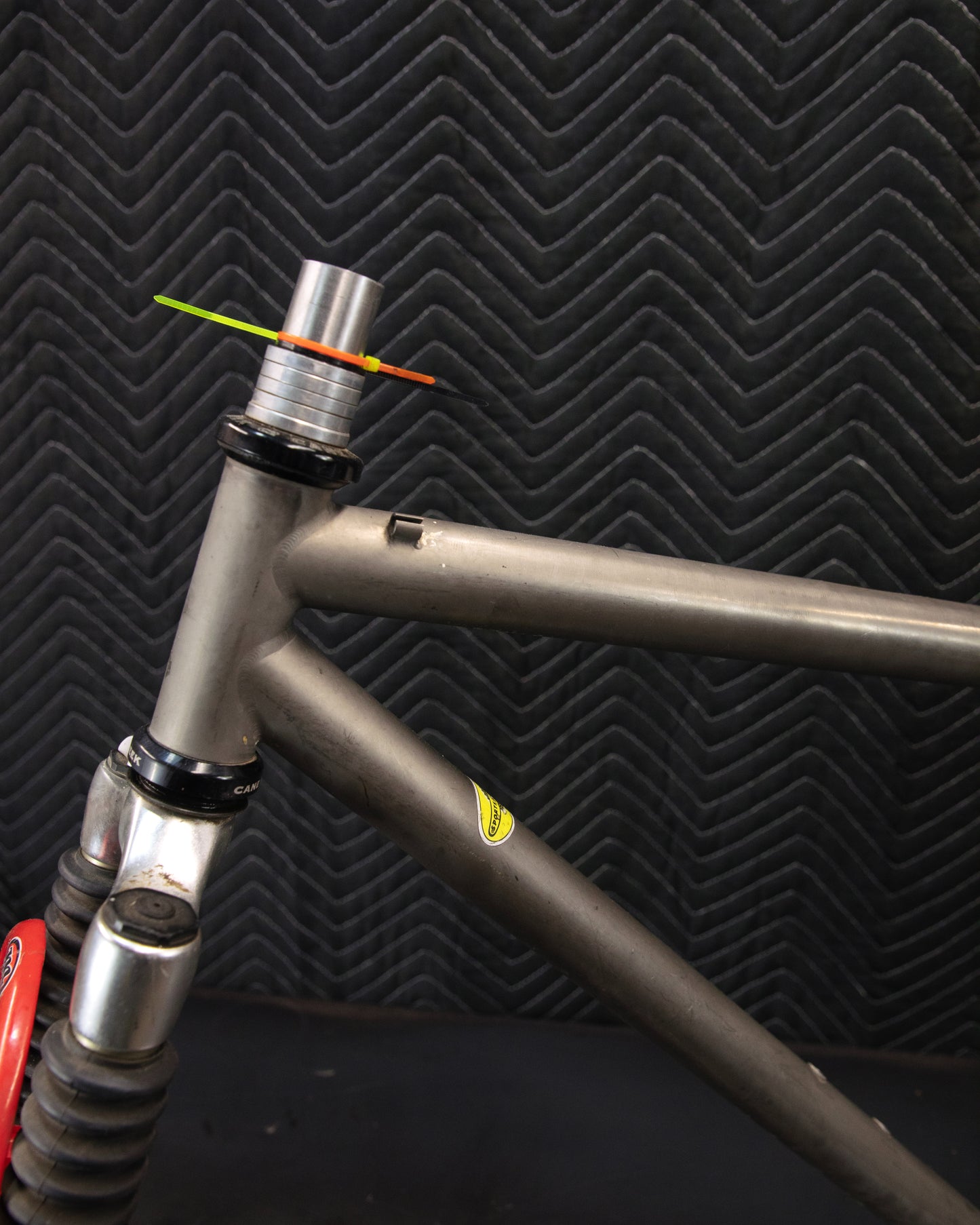 Diamondback DBR Titanium