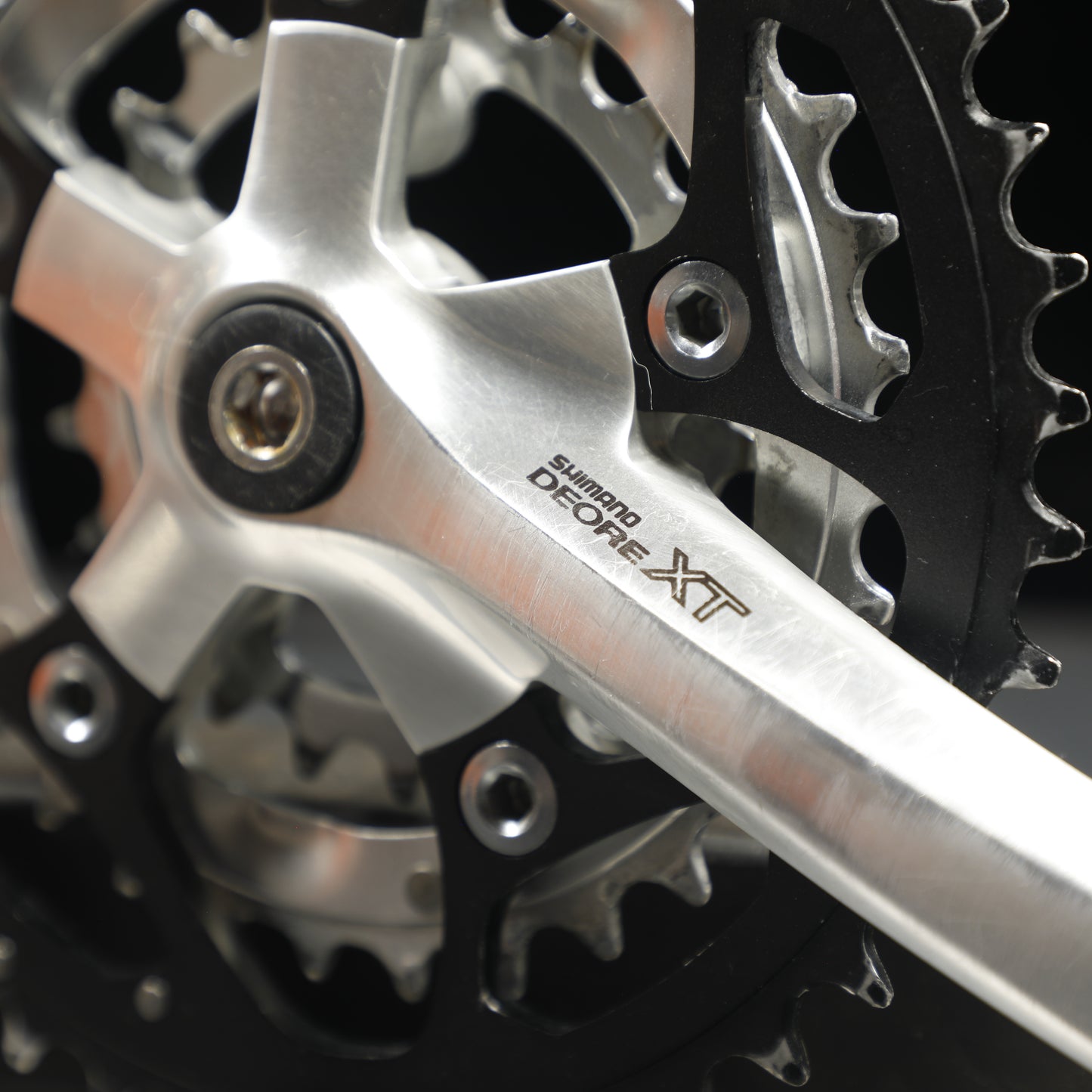 Shimano Deore XT Crankset