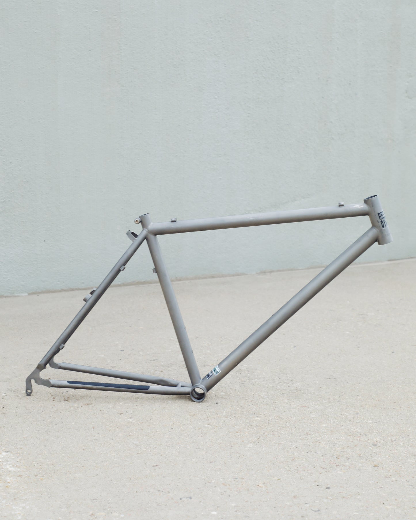 Research Dynamics Coyote Titanium