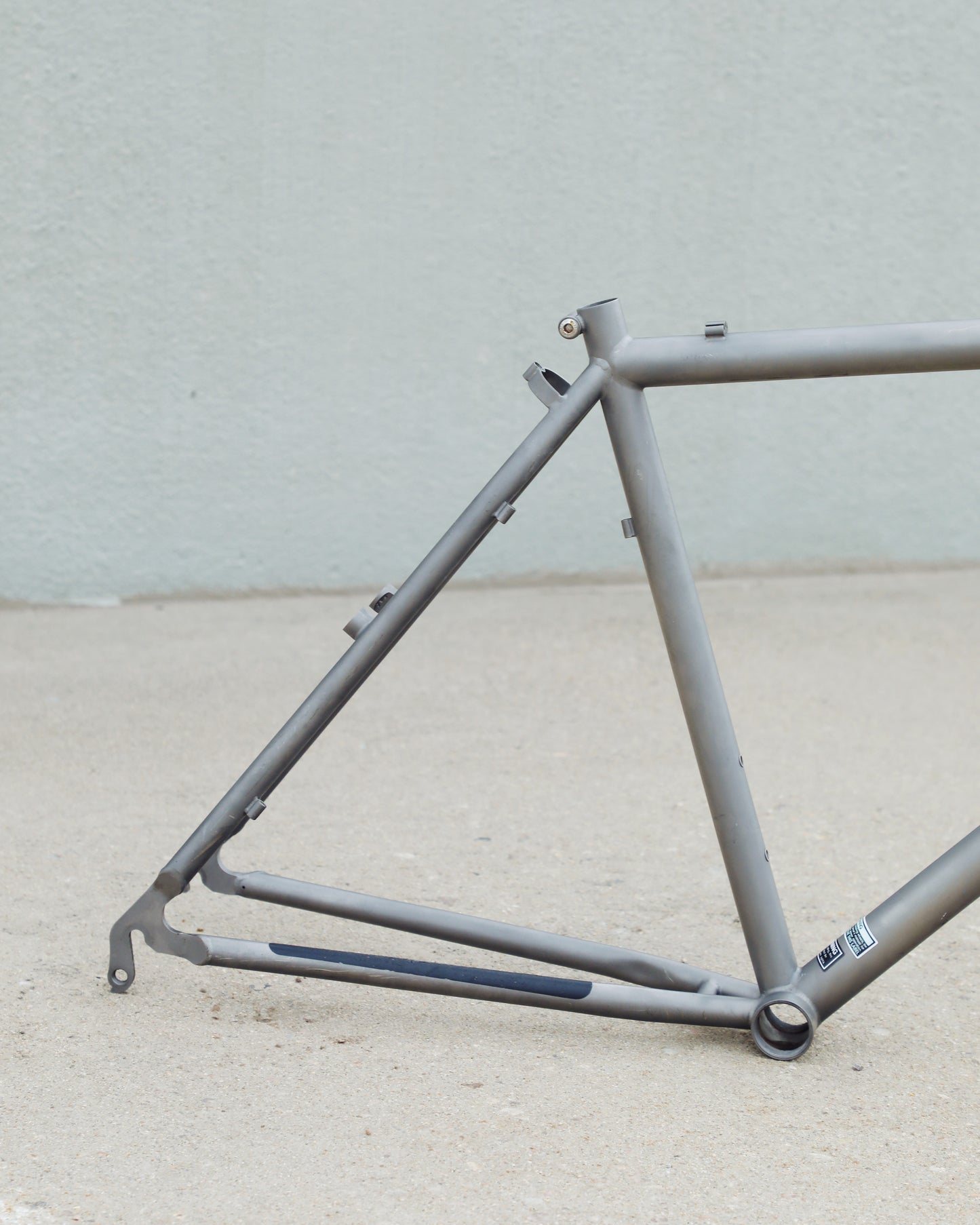 Research Dynamics Coyote Titanium