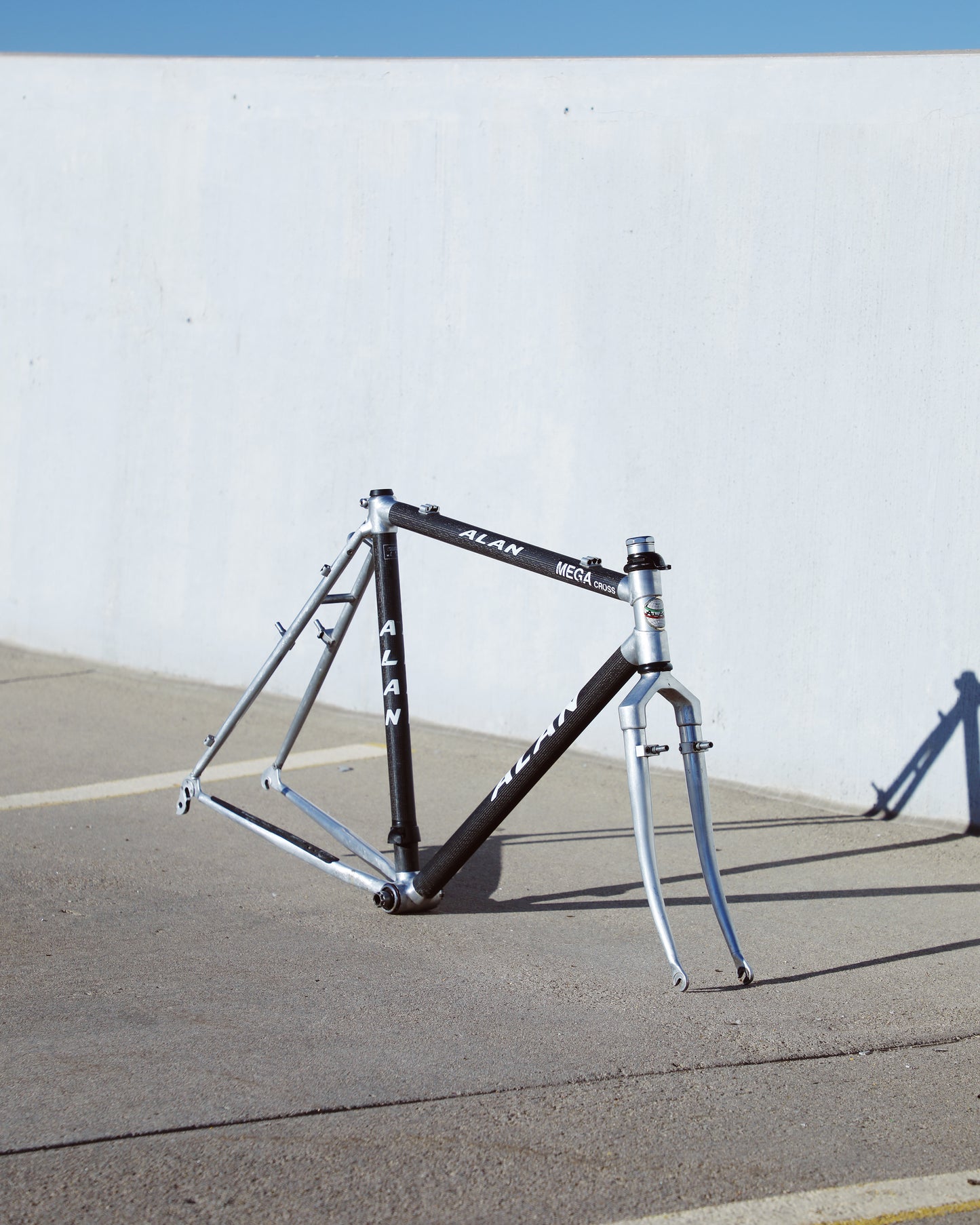 Alan Mega Cross