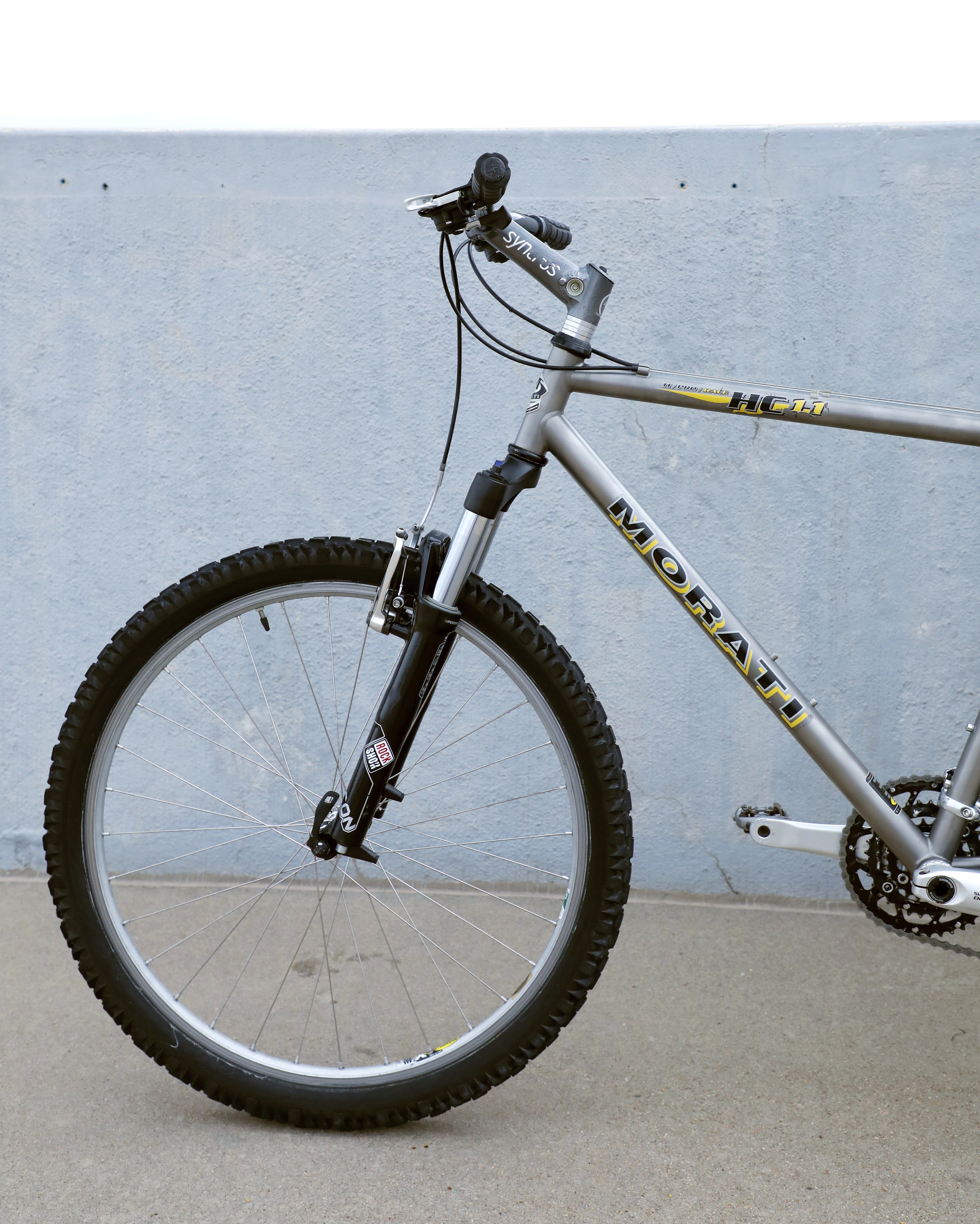 MTB お宝 チェコの宇宙軍需産業MORATI チタン frame HC new モラティ 