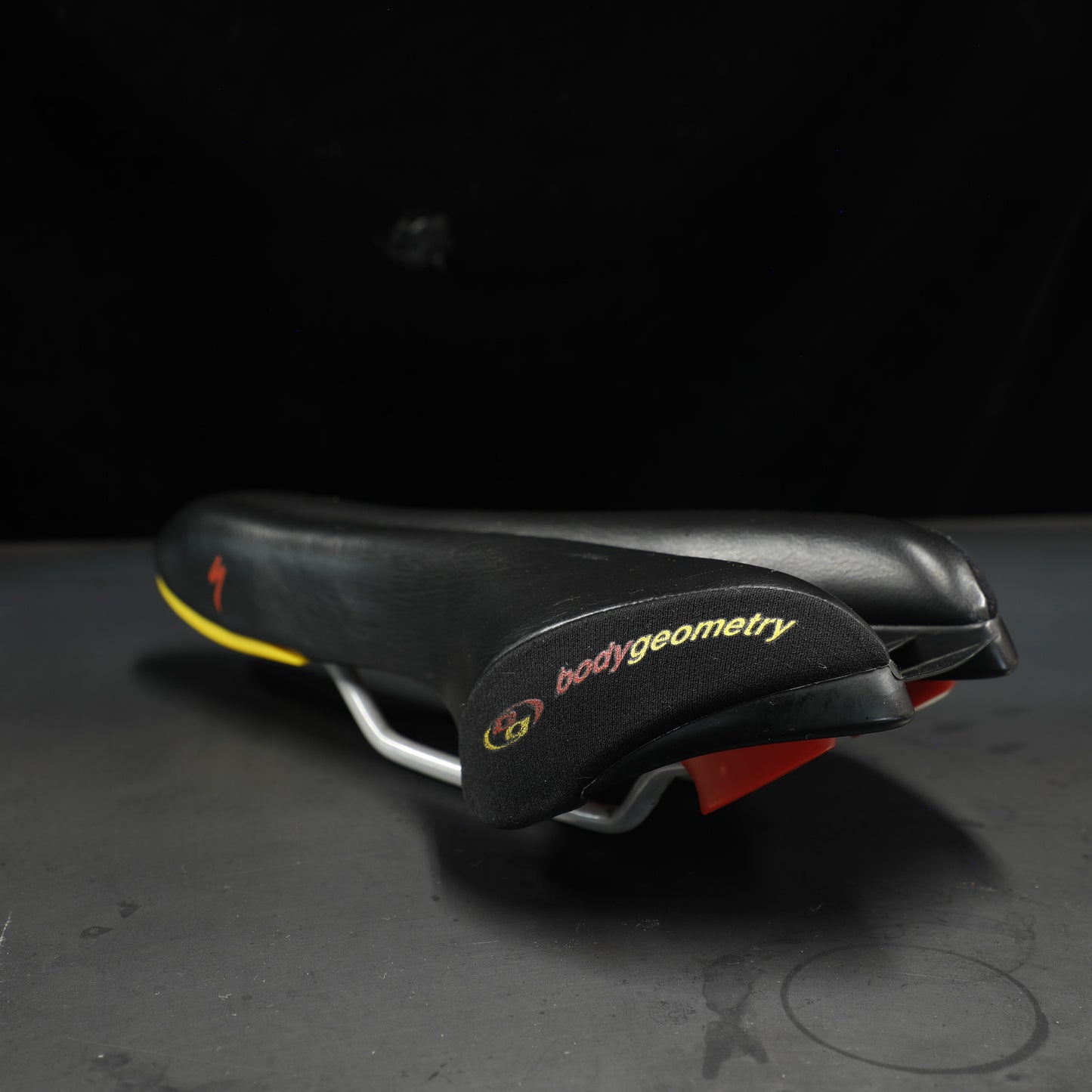 Specialized Body Geometry BG Manganese Saddle