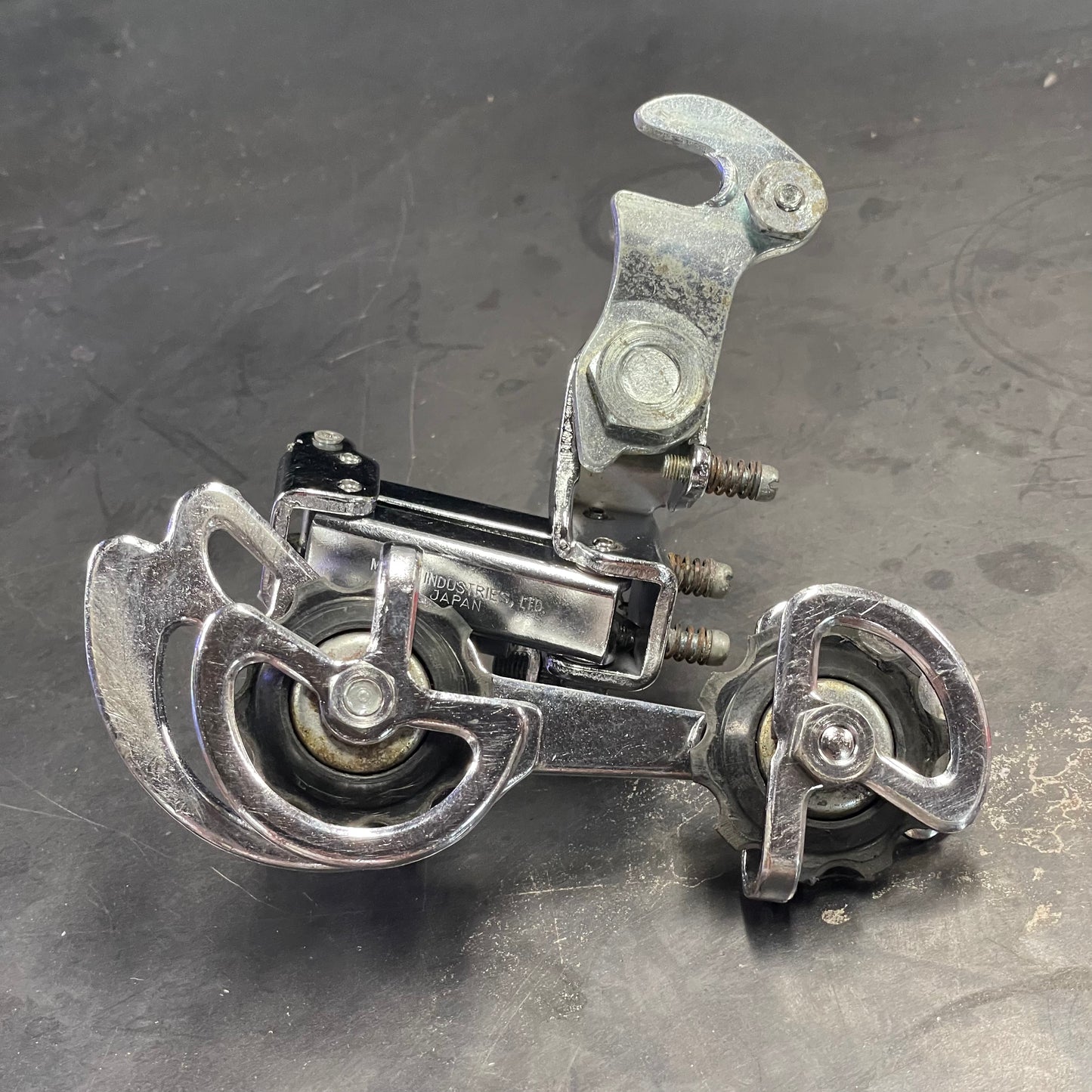 Suntour GT Rear Derailleur