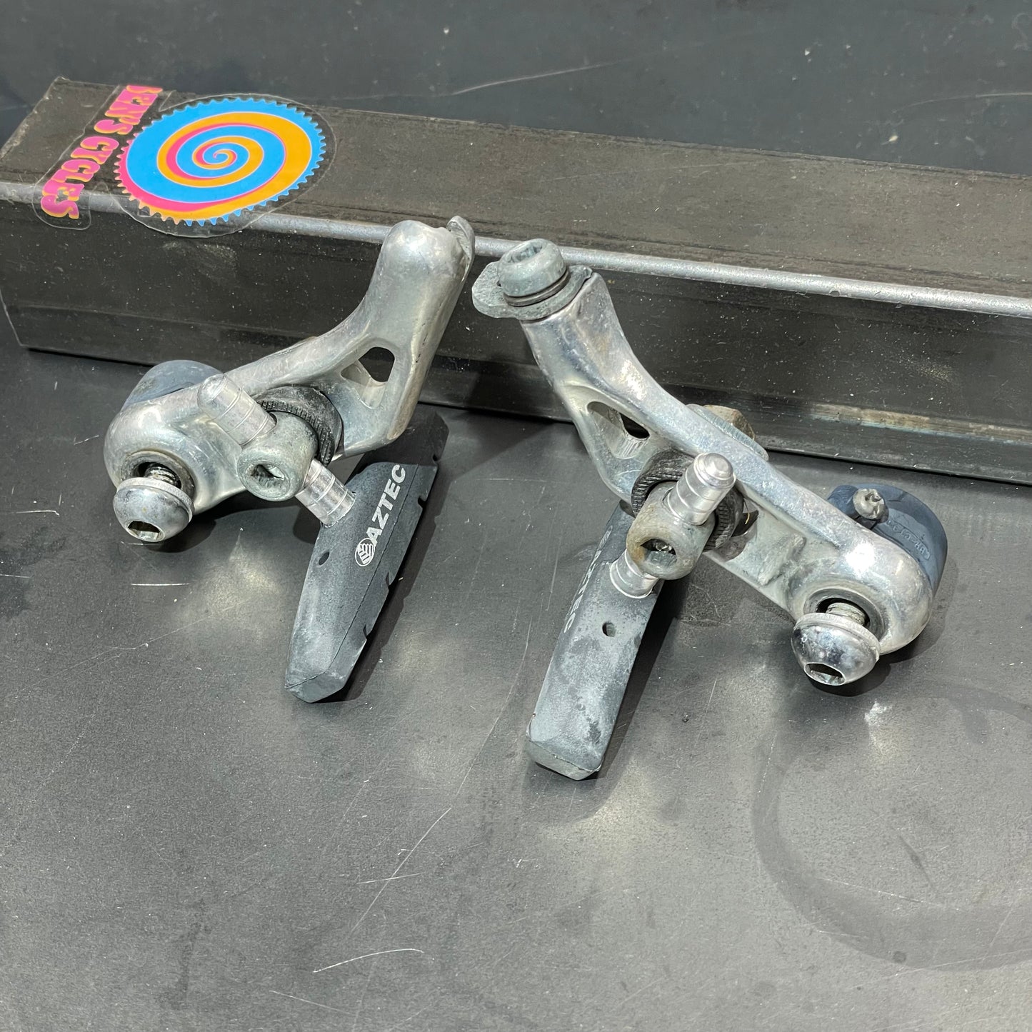 Shimano Cantilever Brakes