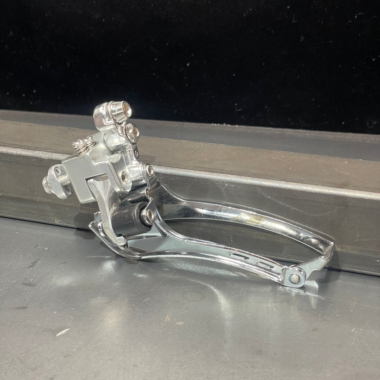 Sunrace R8- Braze On Front Derailleur