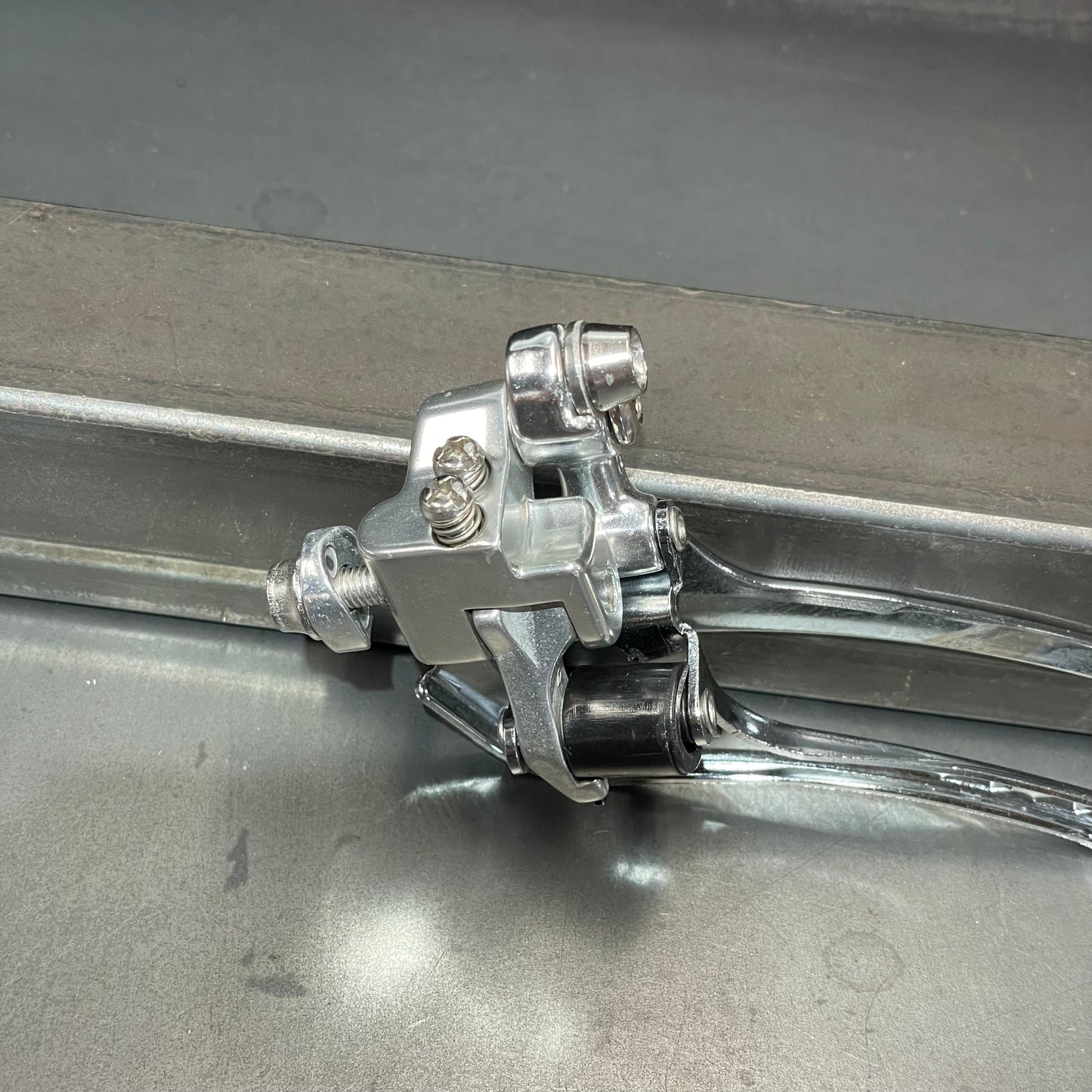 Sunrace R8- Braze On Front Derailleur