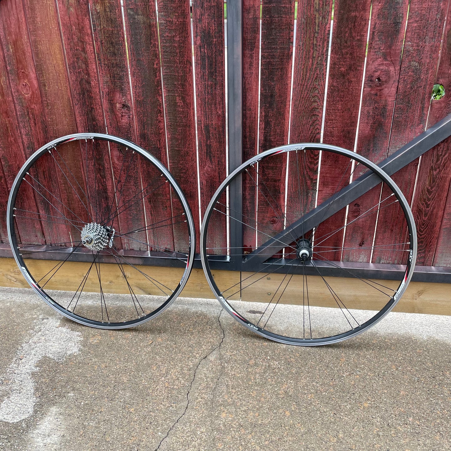 A Class ALX 300 700c 8spd Wheelset