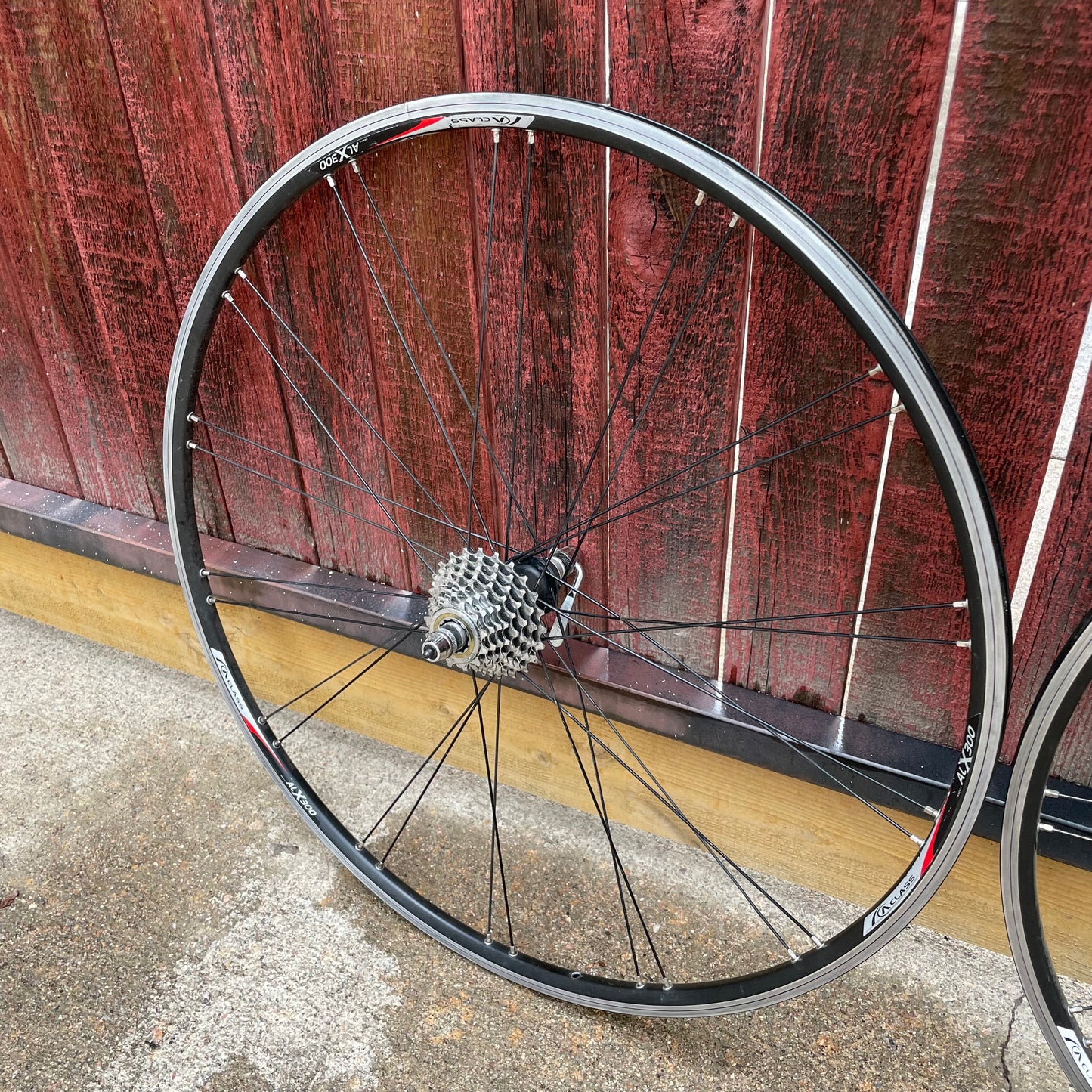 A Class ALX 300 700c 8spd Wheelset