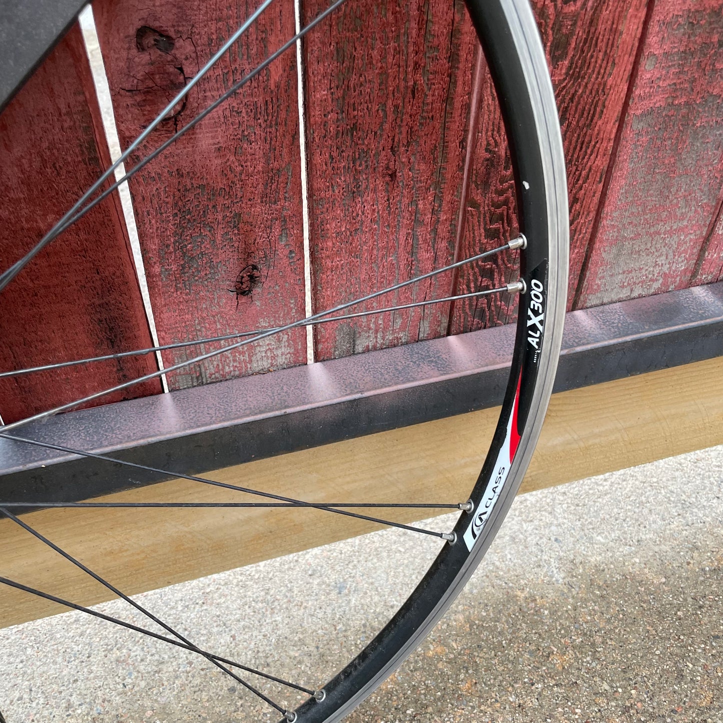 A Class ALX 300 700c 8spd Wheelset