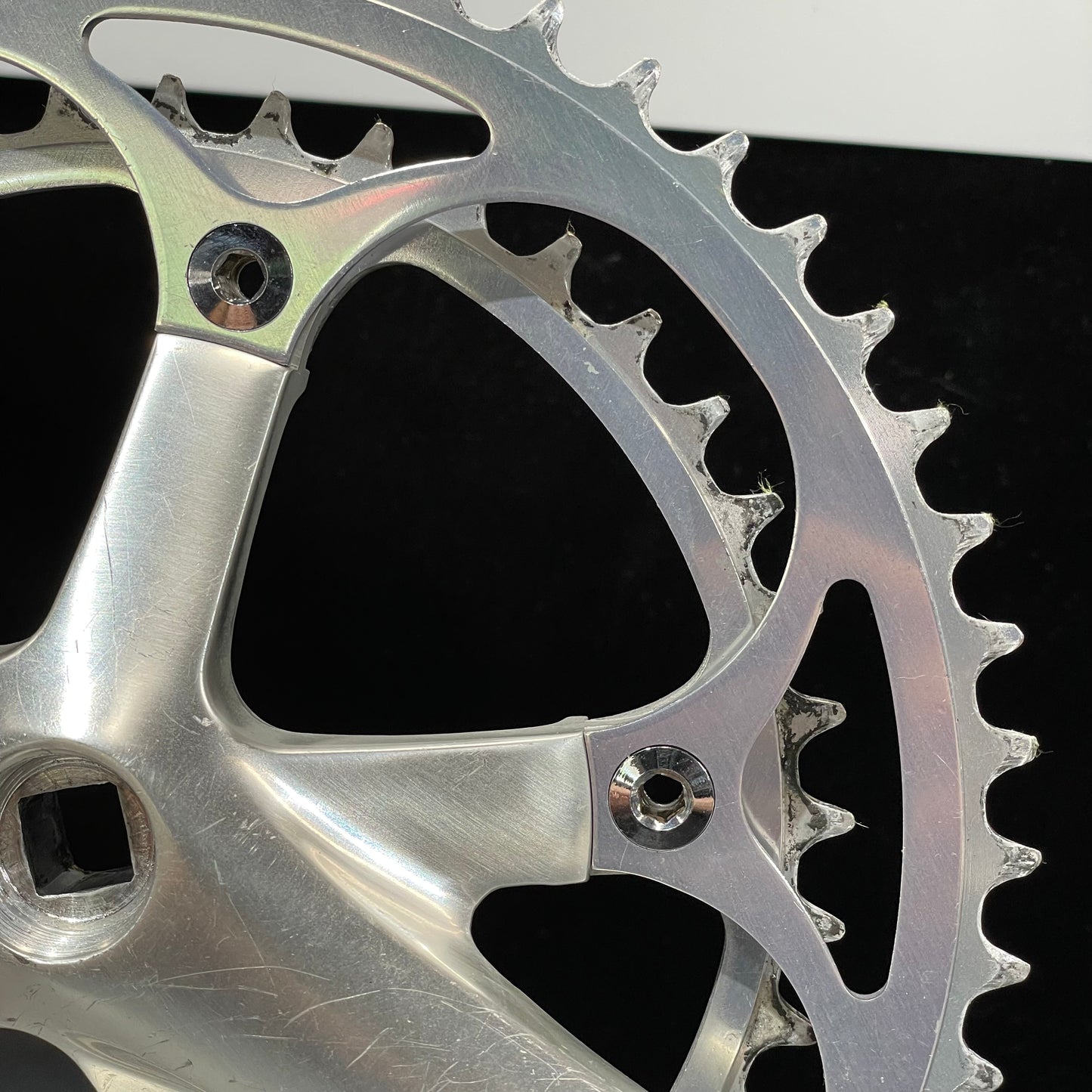 Shimano 600 Tri-Color Crankset