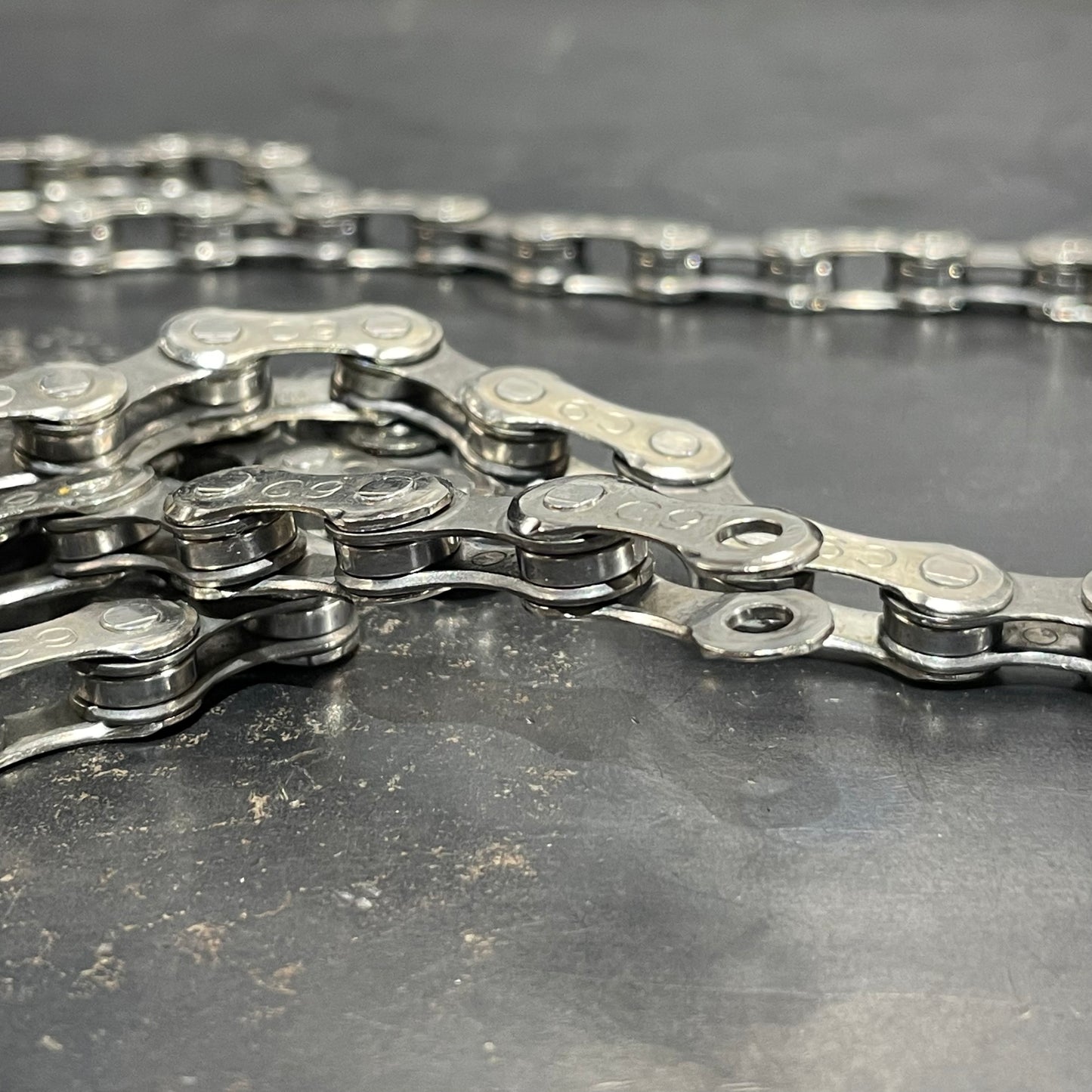 Campagnolo 9spd Chain