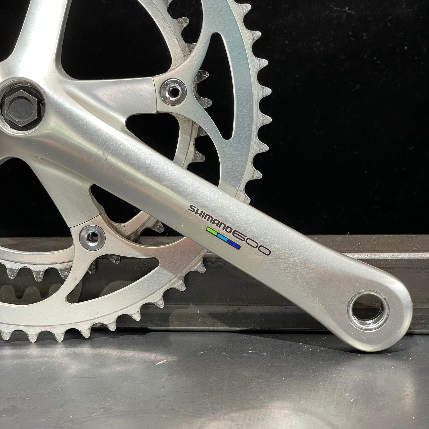 Shimano 600 Tri-Color Crankset