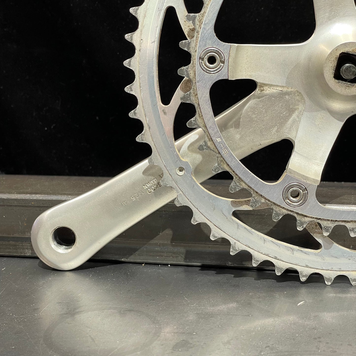 Shimano 600 Tri-Color Crankset