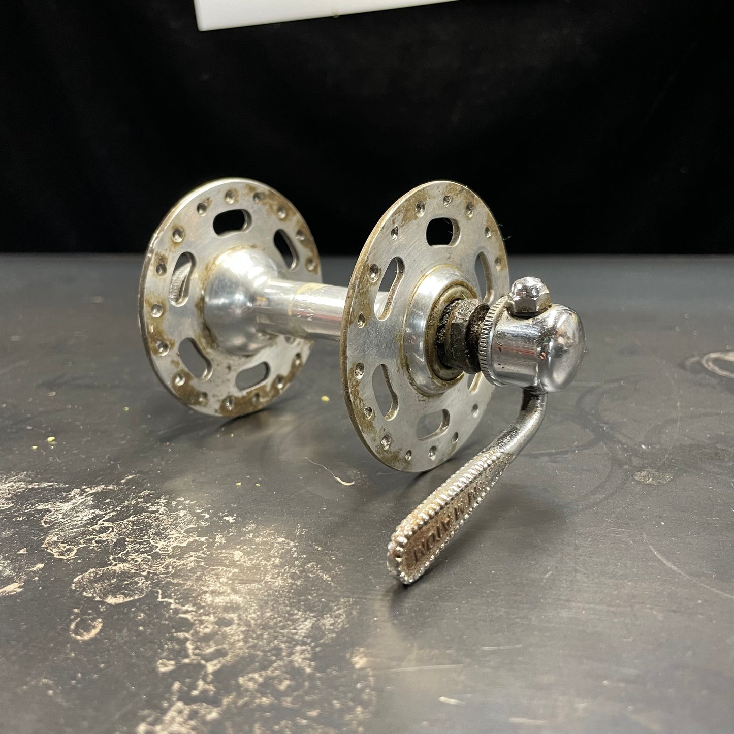 MM Atom Front Hub