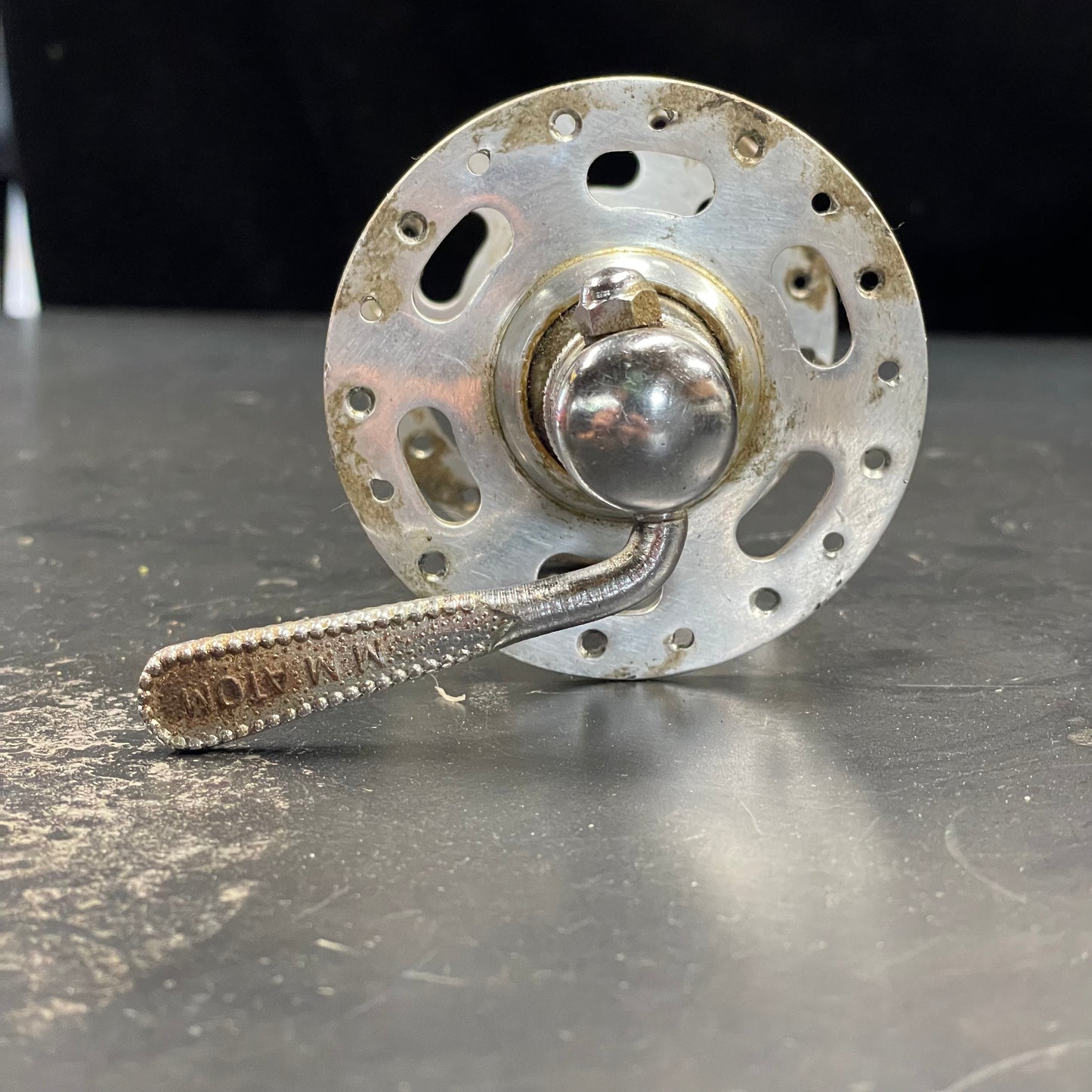 MM Atom Front Hub