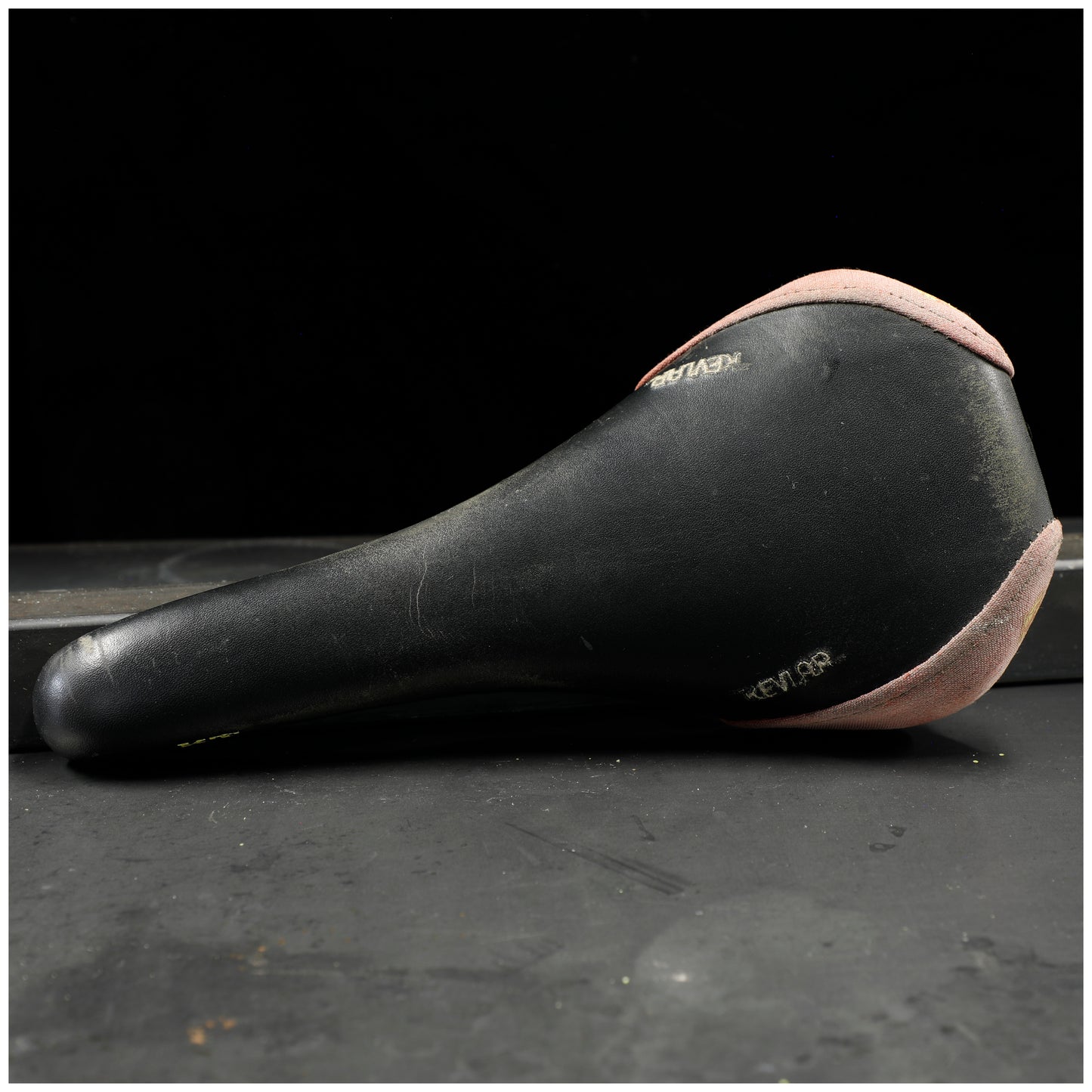 Velo KT Kevlar Saddle