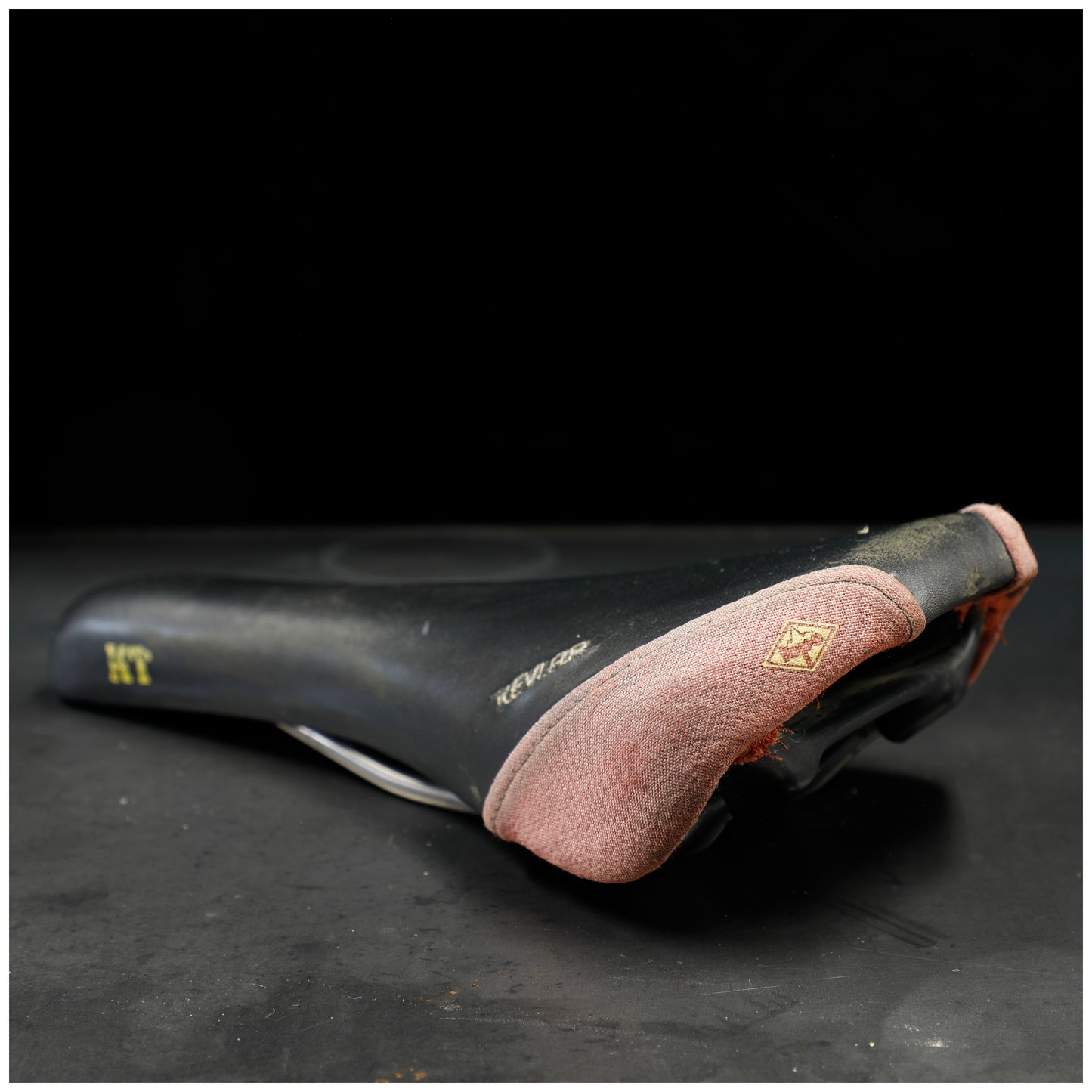 Velo KT Kevlar Saddle